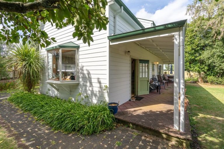 Photo of property in 12 Caesar Roose Drive, Glenview, Hamilton, 3206