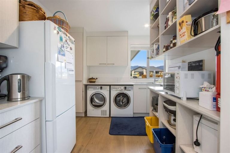 Photo of property in 14 Nolan Place, Katikati, 3129