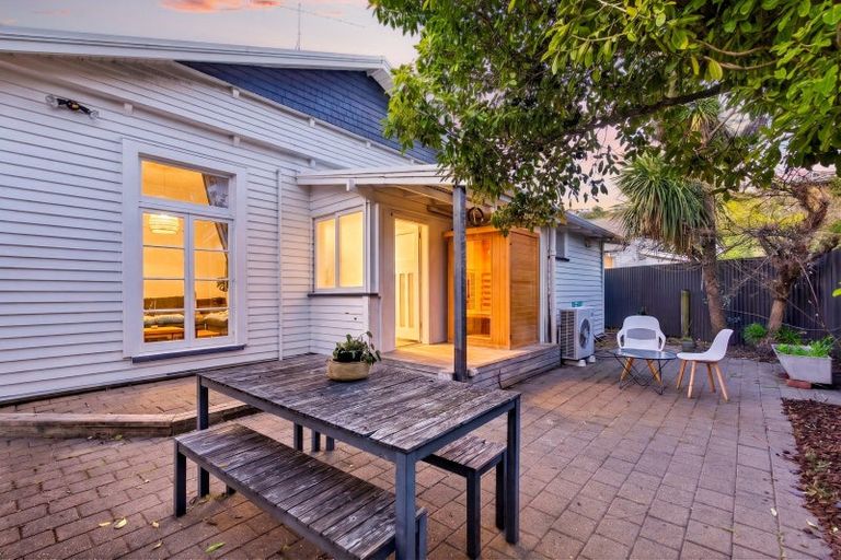 Photo of property in 6 Outram Street, Ahuriri, Napier, 4110