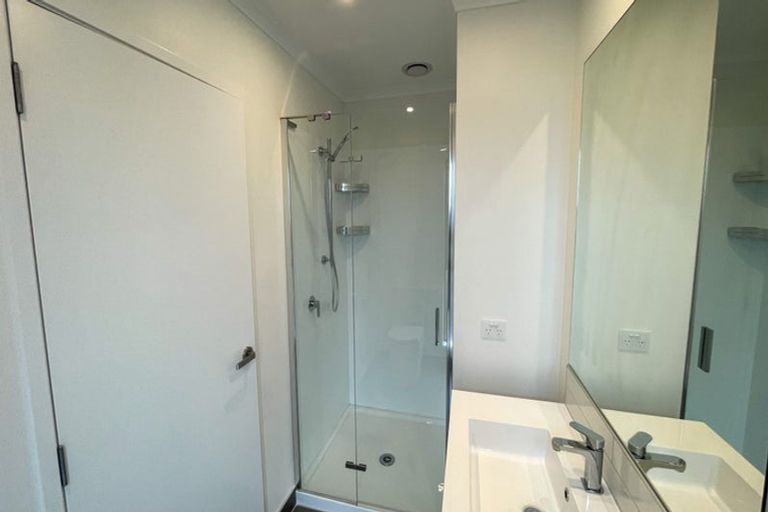 Photo of property in 2 Jagoda Road, Westgate, Auckland, 0614