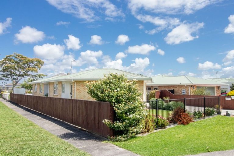 Photo of property in 12 Railway Street, Paeroa, 3600