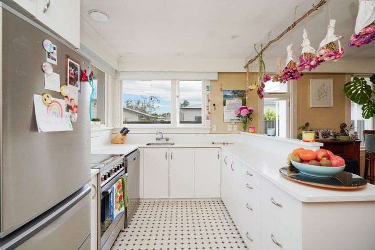 Photo of property in 24 Mackenzie Street, Winton, 9720