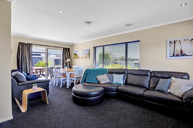 Photo of property in 69c Karamea Street, Whalers Gate, New Plymouth, 4310