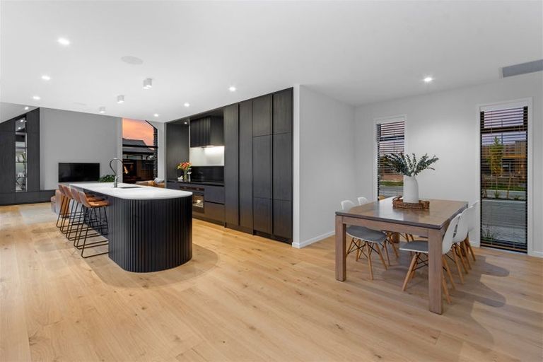 Photo of property in 2 Esther Mews, Prebbleton, 7604