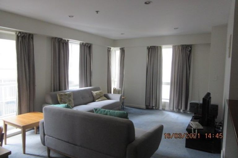 Photo of property in Terrace Heights Apartments, 4e/163 The Terrace, Wellington Central, Wellington, 6011