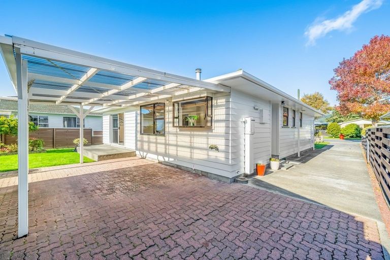 Photo of property in 59 Holdsworth Avenue, Trentham, Upper Hutt, 5018