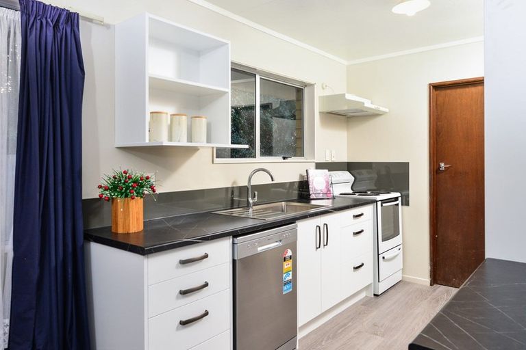 Photo of property in 26 Elmwood Crescent, Pukete, Hamilton, 3200