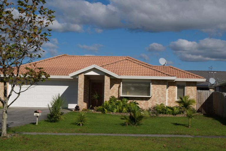 Photo of property in 66 Tarnica Road, Northpark, Auckland, 2013