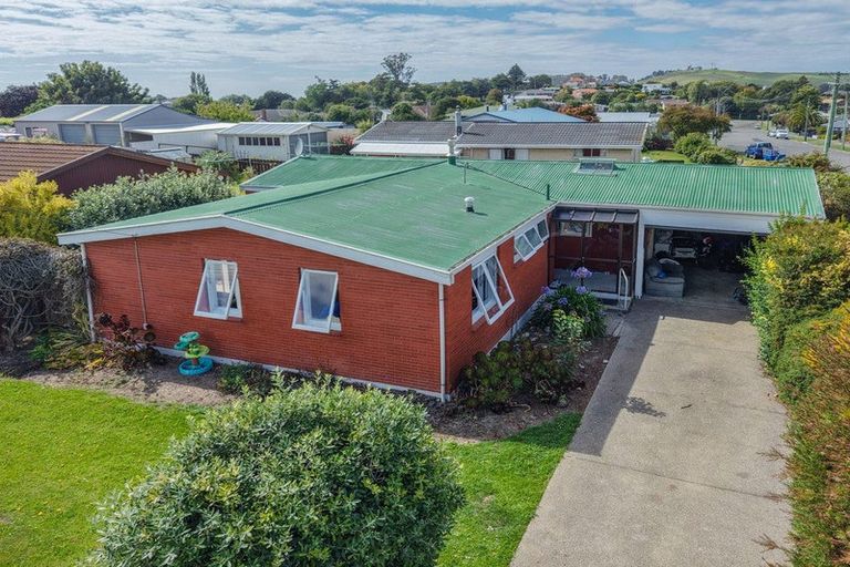 Photo of property in 5 Stuart Street, Holmes Hill, Oamaru, 9401