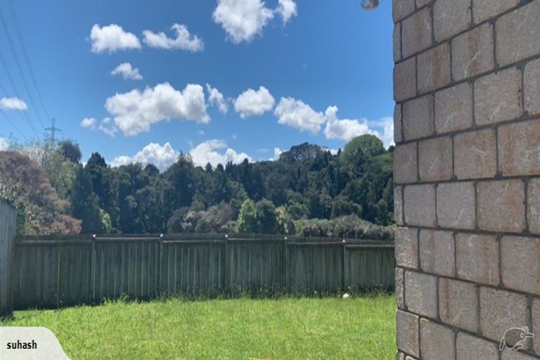 Photo of property in 18 Norman Close, The Gardens, Auckland, 2105