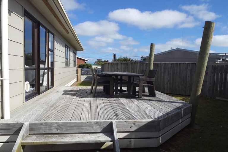 Photo of property in 29a Edinburgh Terrace, Foxton Beach, Foxton, 4815