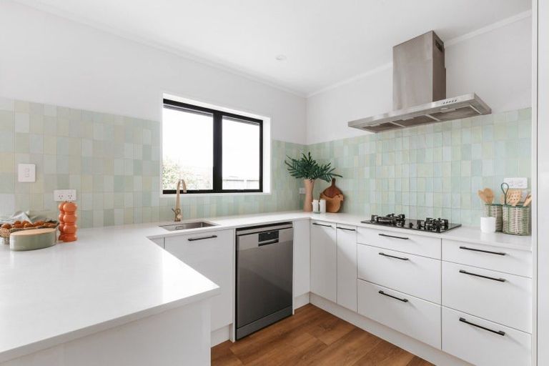 Photo of property in 1 Yale Street, Mount Maunganui, 3116