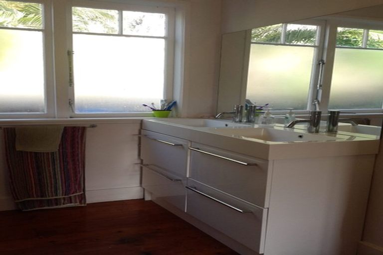 Photo of property in 10a Manapau Street, Meadowbank, Auckland, 1072