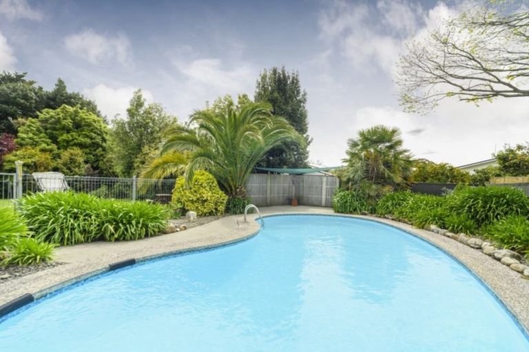 Photo of property in 76 Long Melford Road, Awapuni, Palmerston North, 4412