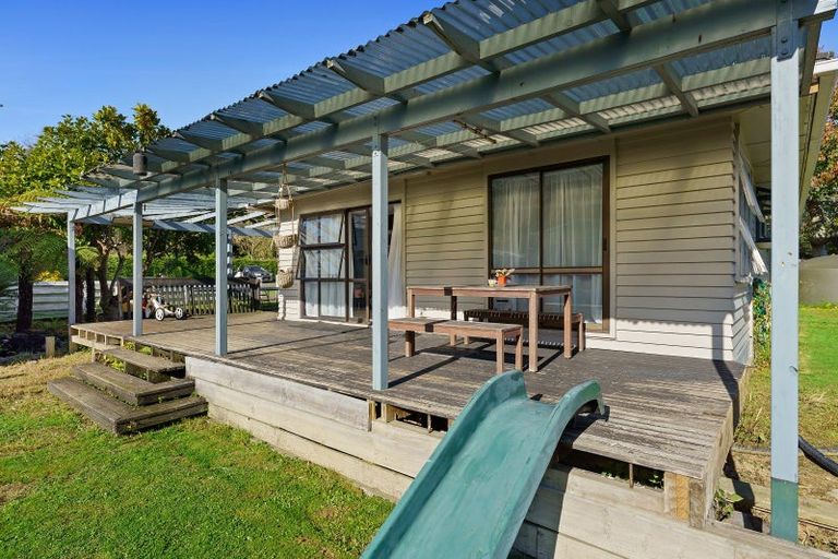 Photo of property in 14 Wi Pere Street, Manakau, Levin, 5573