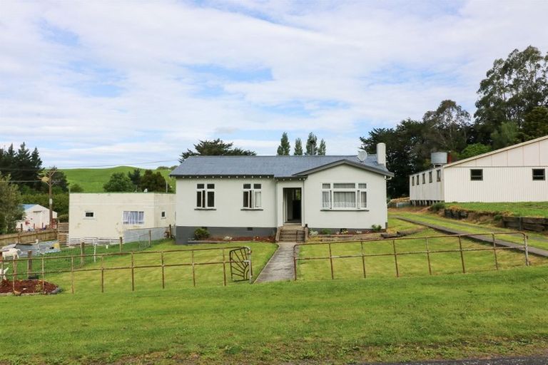 Photo of property in 87 Hovding Street, Norsewood, 4974