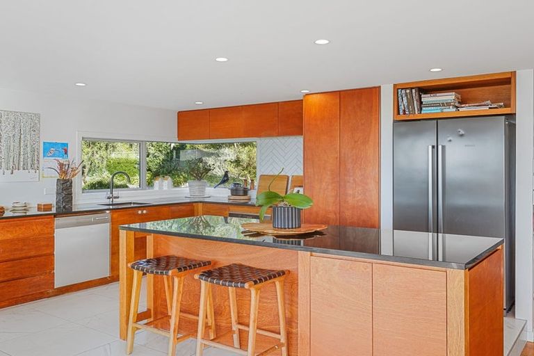 Photo of property in 104 Panorama Road, Clifton, Christchurch, 8081