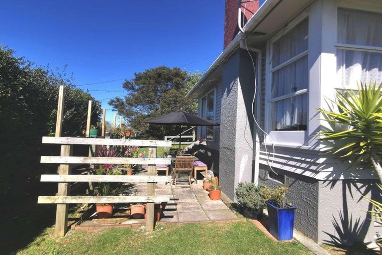 Photo of property in 21 Mcannalley Street, Manurewa East, Auckland, 2102