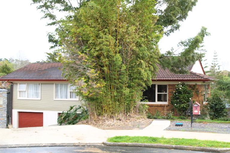 Photo of property in 9 Bemrose Place, Cockle Bay, Auckland, 2014