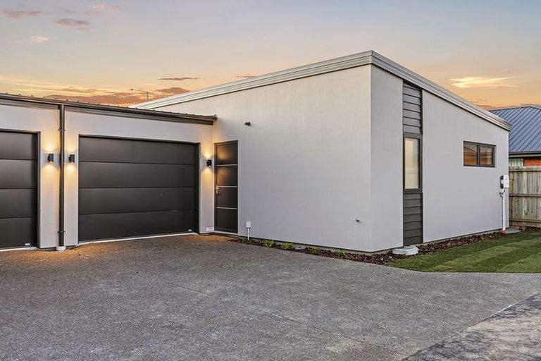 Photo of property in 26 Eccles Place, Halswell, 8025