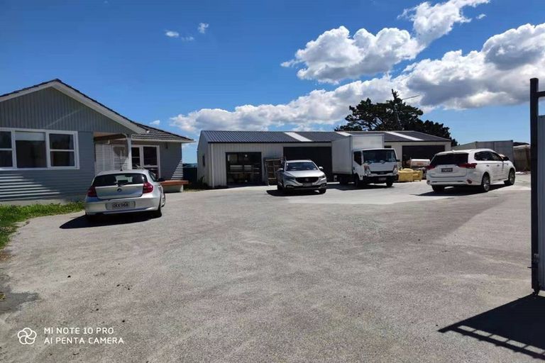 Photo of property in 56 Albany Highway, Greenhithe, Auckland, 0632