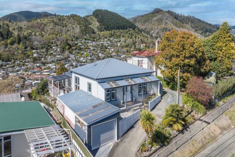 Photo of property in 67 Mount Street, Nelson South, Nelson, 7010