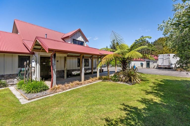 Photo of property in 390a Tukapa Street, Hurdon, New Plymouth, 4310