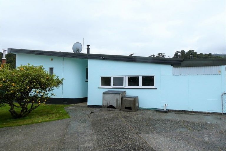 Photo of property in 102 Marsden Road, Greymouth, 7805