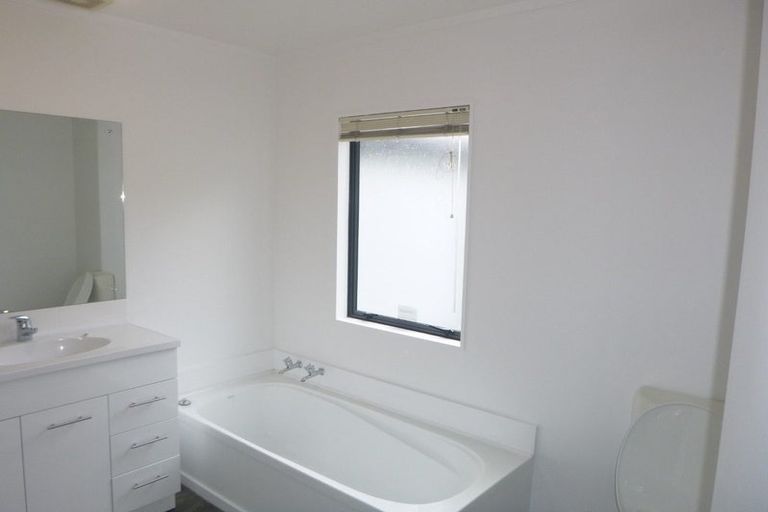 Photo of property in 15/3 Erewhon Place, Birkdale, Auckland, 0626