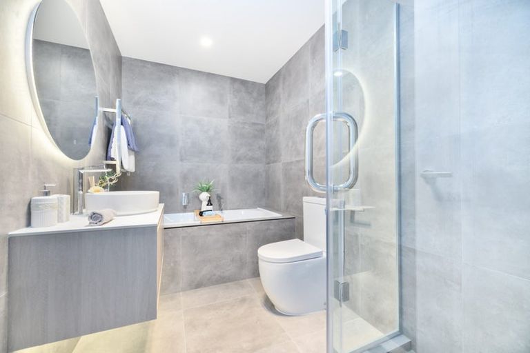 Photo of property in 24f Essex Street, Te Atatu South, Auckland, 0610