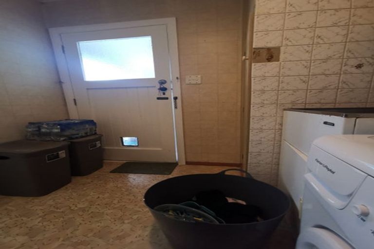 Photo of property in 219 Cambridge Terrace, Naenae, Lower Hutt, 5011