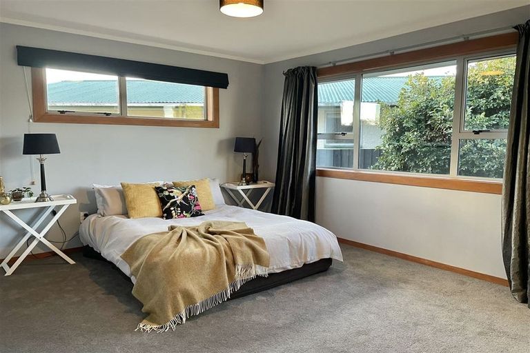 Photo of property in 29 Jenkins Avenue, Redwood, Christchurch, 8051