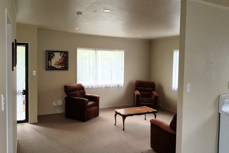 Photo of property in 42a Mcleavey Drive, Kelvin Grove, Palmerston North, 4414
