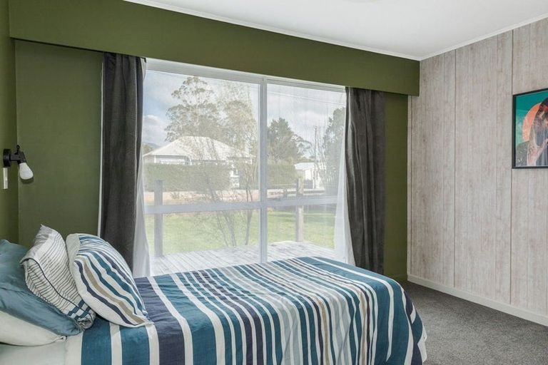 Photo of property in 145 Brougham Street, Westport, 7825