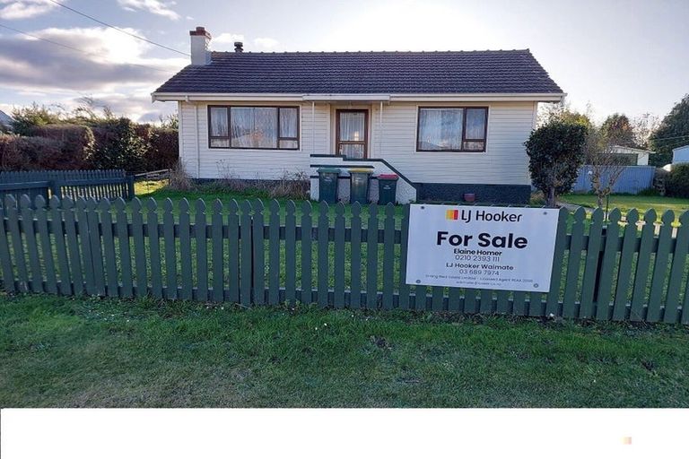 Photo of property in 12 Holmes Street, Waimate, 7924