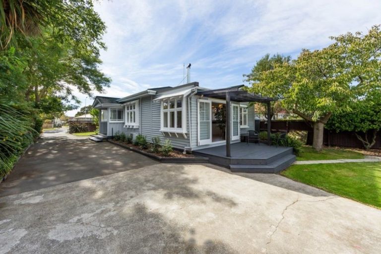 Photo of property in 319 Hendersons Road, Hoon Hay, Christchurch, 8025
