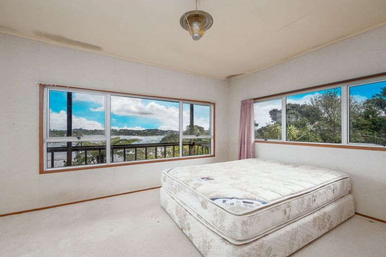 Photo of property in 18 Brind Road, Russell, 0202