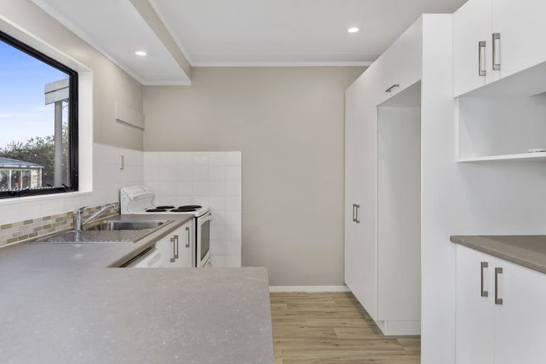 Photo of property in 2/88 Ohauiti Road, Hairini, Tauranga, 3112