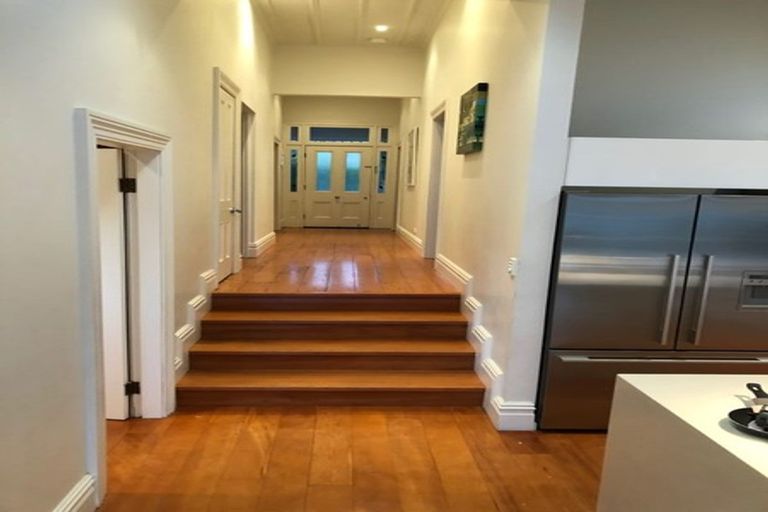 Photo of property in 167 Victoria Road, Devonport, Auckland, 0624