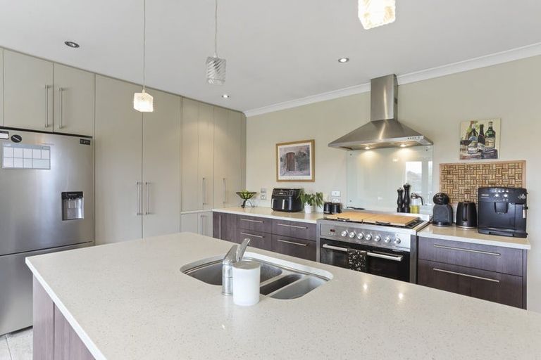 Photo of property in 18 Sycamore Close, Rangiora, 7400