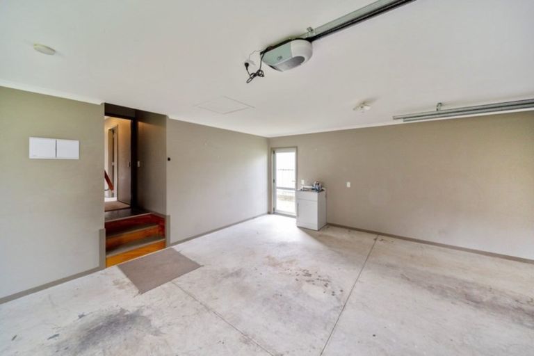 Photo of property in 3 Titoki Place, Inglewood, 4330