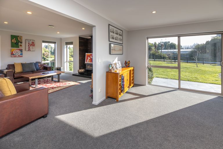 Photo of property in 7 Macdonalds Lane, Waikuku, Rangiora, 7473
