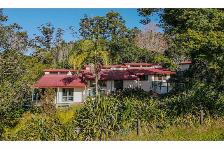 Photo of property in 73 Hone Heke Road, Kerikeri, 0230