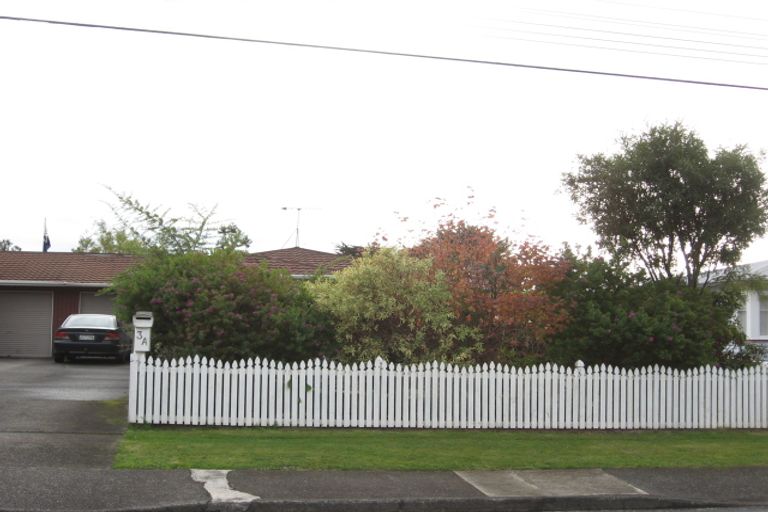 Photo of property in 3a Buckley Grove, Paraparaumu, 5032