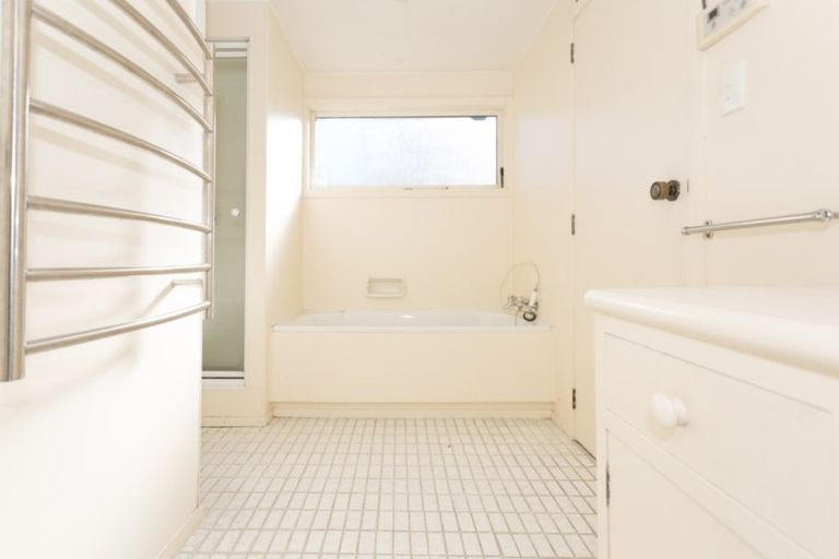 Photo of property in 20 Strathean Avenue, Avonhead, Christchurch, 8042