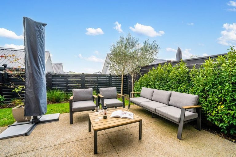 Photo of property in 15 Moki Place, Long Bay, Auckland, 0630