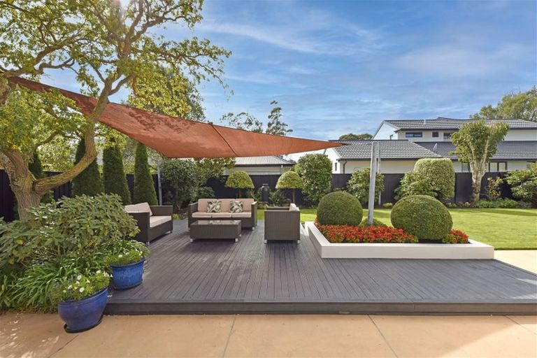 Photo of property in 8 Janal Place, Northwood, Christchurch, 8051