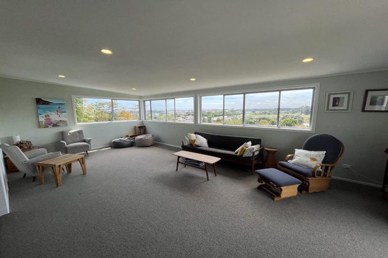 Photo of property in 57 Queens Road, Glen Avon, New Plymouth, 4312