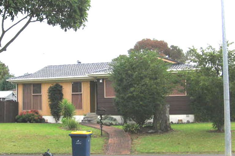 Photo of property in 10 Luanda Drive, Ranui, Auckland, 0612