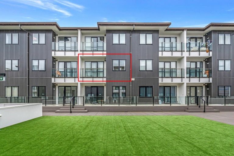 Photo of property in 15/11 Carlos Drive, Flat Bush, Auckland, 2016